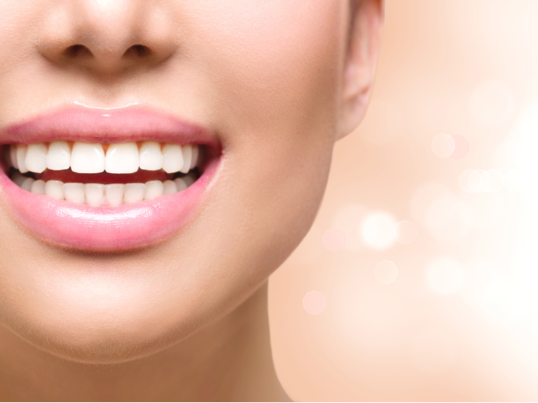 歯並びを綺麗にしたい！理想の歯並びにする方法と綺麗な歯並びのメリットを紹介